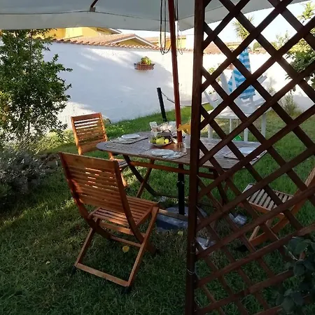 לינה וארוחת בוקר Claudia אנזיו