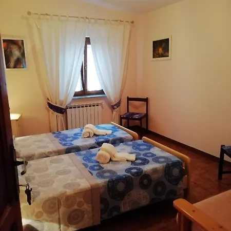 לינה וארוחת בוקר Claudia 3*