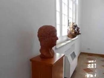 Claudia 3* אנזיו