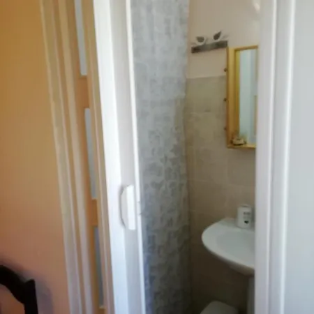 Claudia Bed & Breakfast Anzio