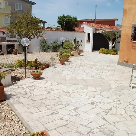 Bed & Breakfast Claudia Anzio